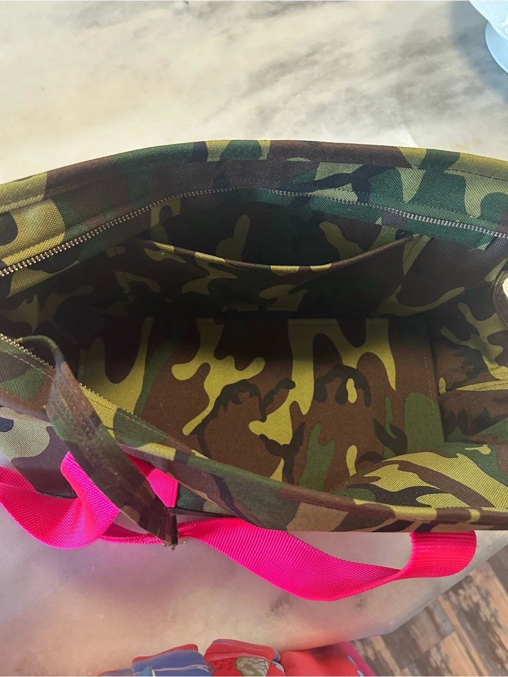 Wagwear Cordura Camo Neon Zipper Tote
